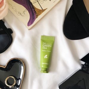 ❤️ 3/$10 TonyMoly The Chok Chok Green Tea Cream